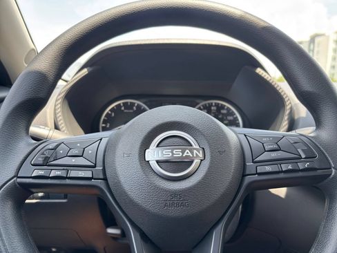 Used 2025 Nissan Sentra S FWD image 28