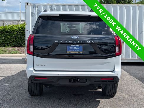 Certified 2025 Ford Expedition Active RWD image 6