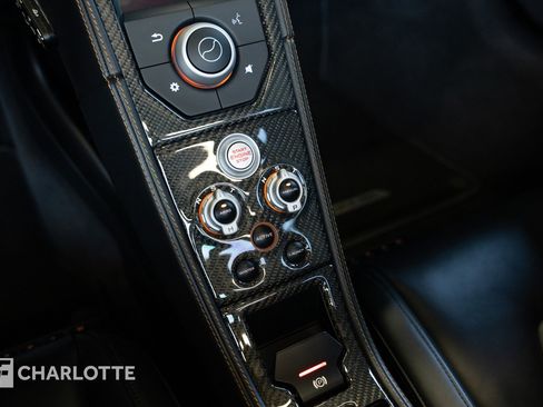 Used 2014 McLaren MP4-12C Spider image 24