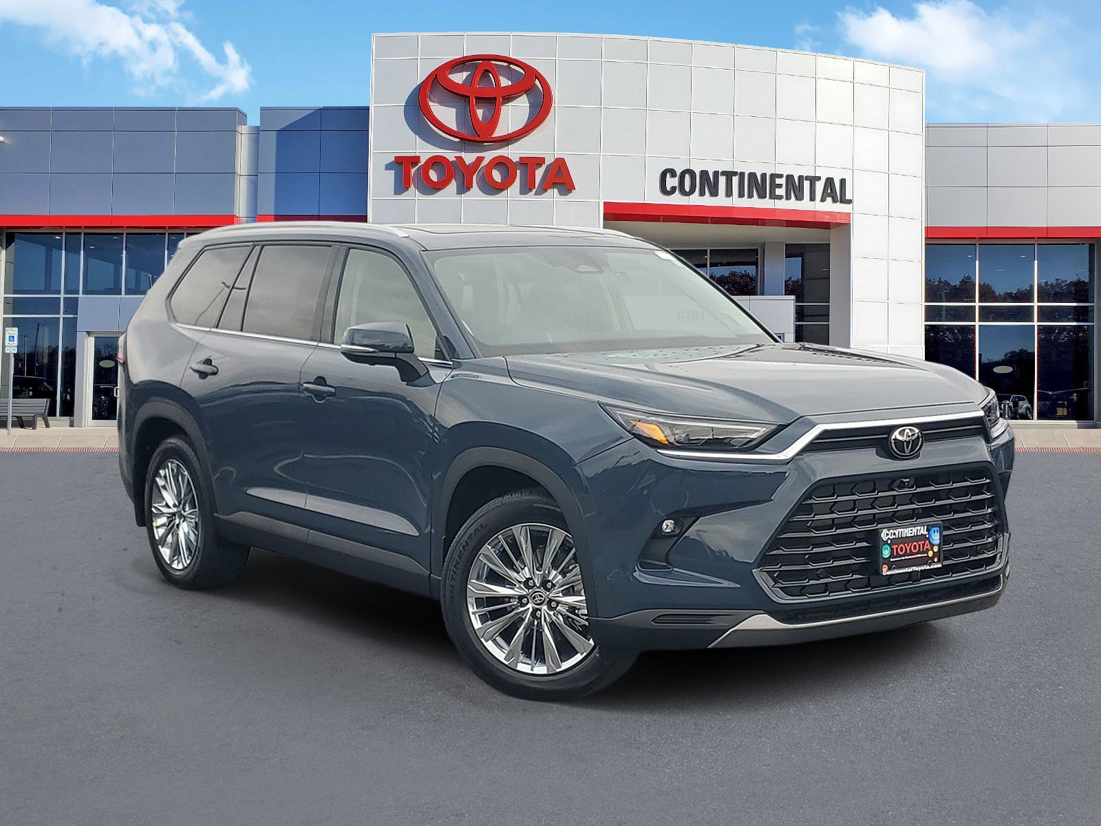 New 2026 Toyota Grand Highlander AWD image 2