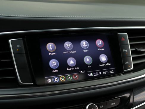 Used 2022 Buick Enclave Essence w/ Experience Buick Package image 12