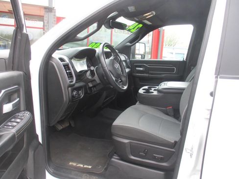 Used 2024 RAM 2500 Big Horn w/ Bed Utility Group AWD/4WD image 7