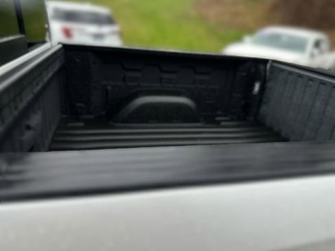 Used 2019 Chevrolet Silverado 1500 RST image 24