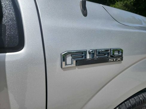 Used 2018 Ford F150 XL w/ Equipment Group 101A Mid RWD image 15
