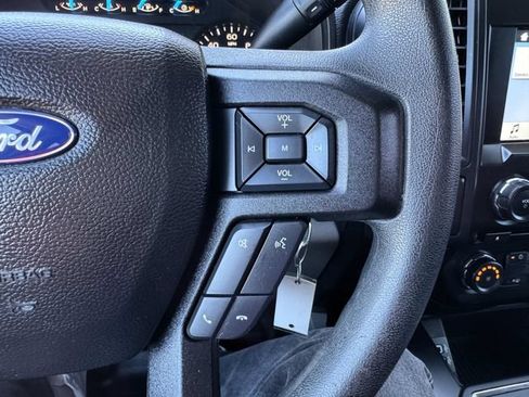 Used 2017 Ford F150 XL w/ Equipment Group 101A Mid AWD/4WD image 27