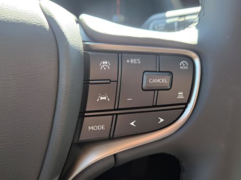 New 2026 Lexus UX 300h FWD image 15