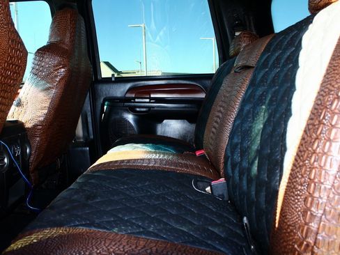 Used 2005 Ford Excursion Eddie Bauer image 13