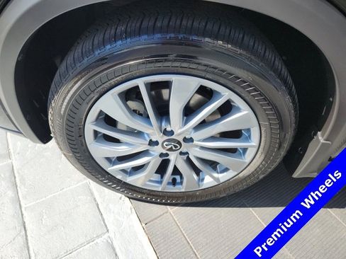 Used 2025 INFINITI QX50 Luxe image 5