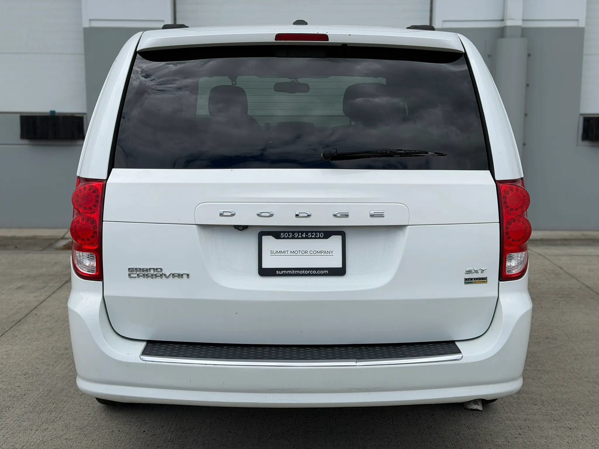 Used 2018 Dodge Grand Caravan SXT FWD image 4