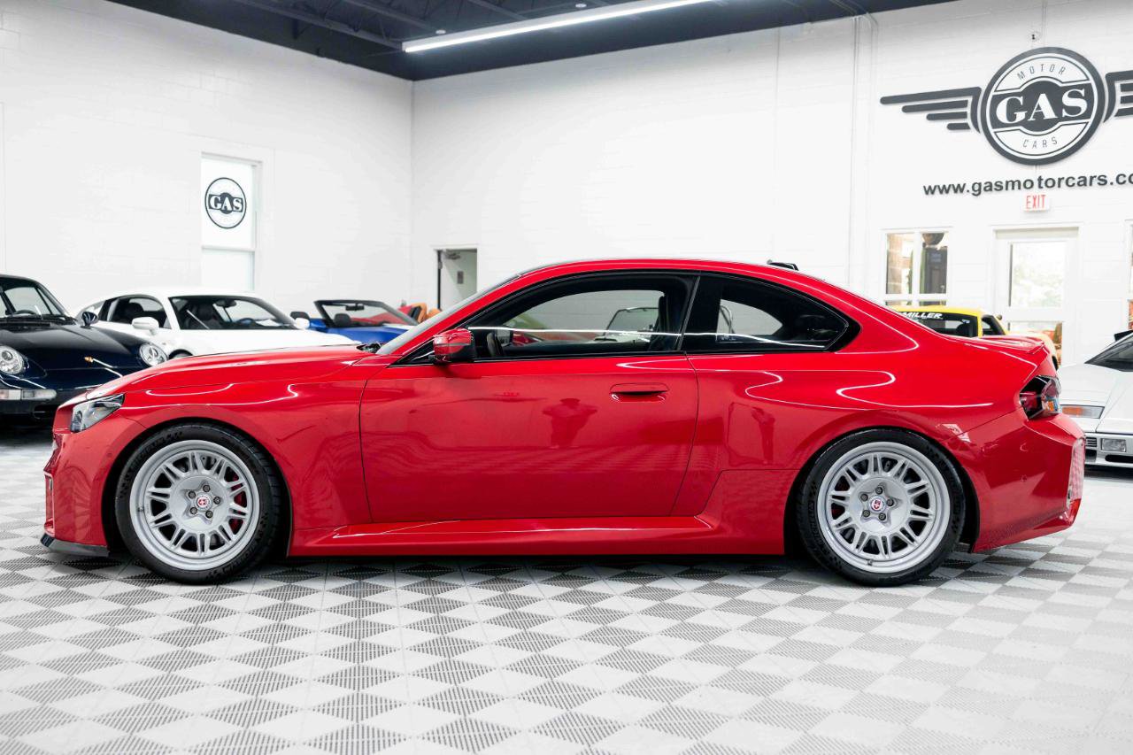 Used 2024 BMW M2 w/ Carbon Package RWD image 11