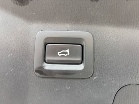 Used 2022 MAZDA CX-9 Touring Plus image 34