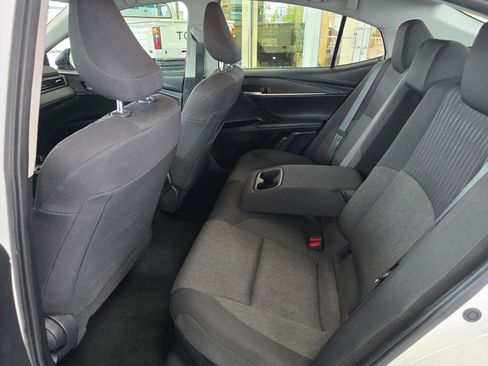 Used 2025 Toyota Camry LE FWD image 38