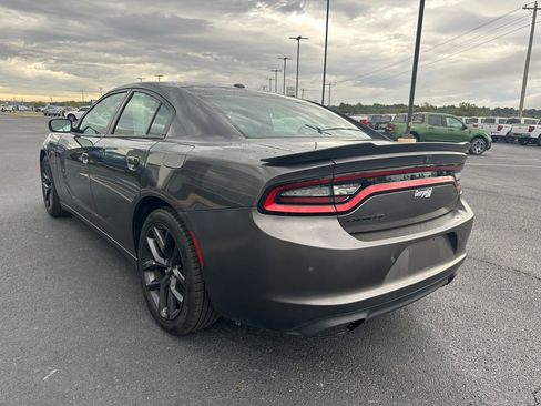 Used 2020 Dodge Charger SXT w/ Blacktop Package image 21