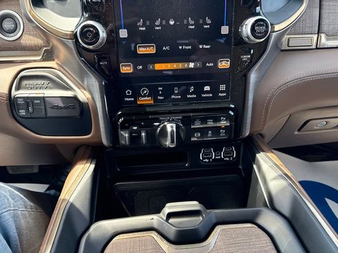 Used 2023 RAM 3500 Limited AWD/4WD image 21
