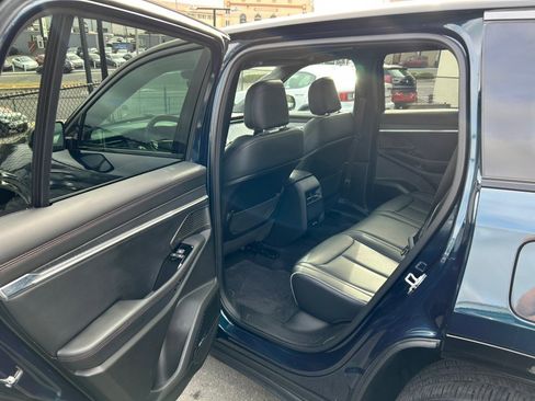 Used 2025 Jeep Wagoneer S Limited AWD/4WD image 47
