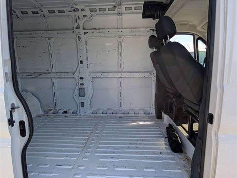 Used 2023 RAM ProMaster 2500 FWD image 11