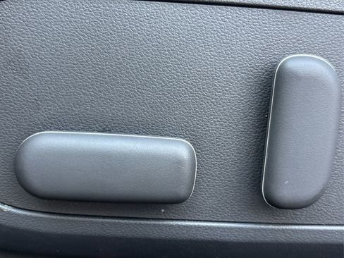 Certified 2025 Hyundai Kona SEL image 34