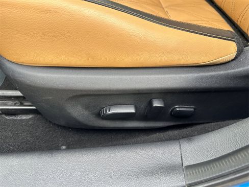 Used 2020 Nissan Sentra SV w/ SV Premium Package image 18