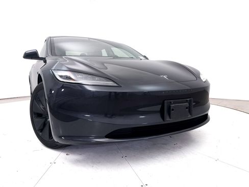Used 2024 Tesla Model 3 Standard Range RWD image 7