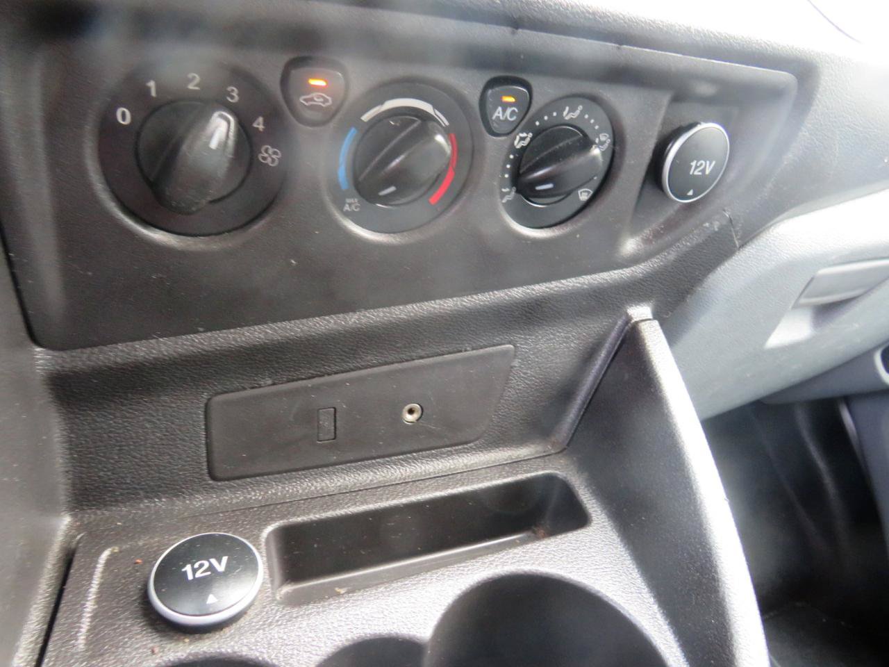 Used 2016 Ford Transit 350 148 Medium Roof RWD image 18