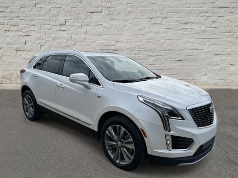 Used 2025 Cadillac XT5 Premium Luxury image 7