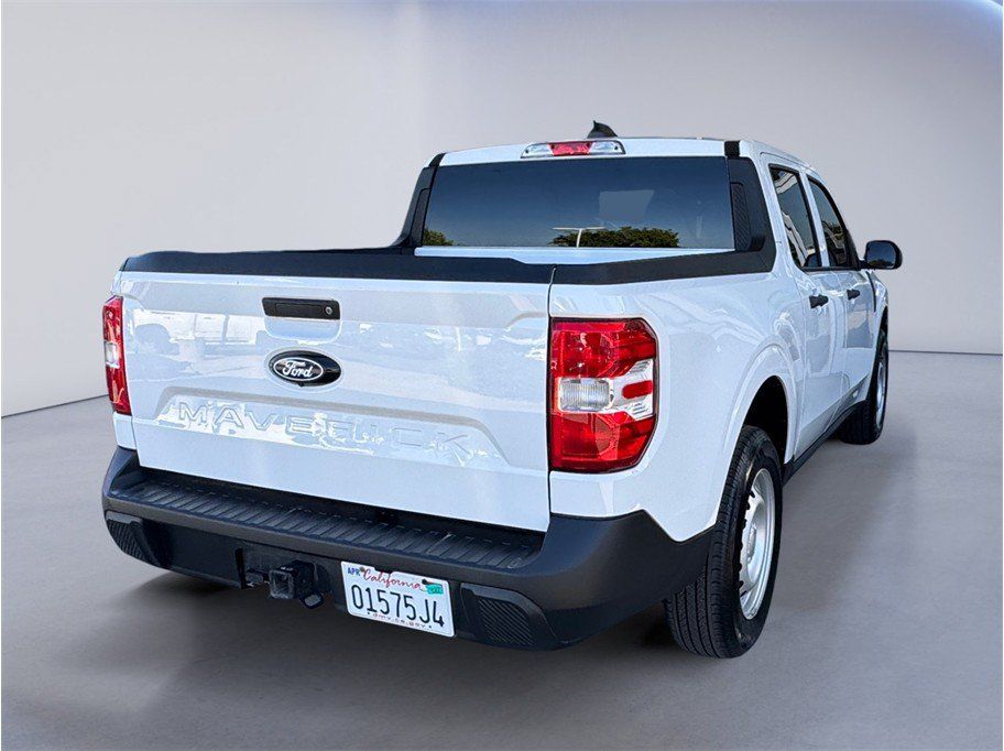 Used 2025 Ford Maverick XL FWD image 6