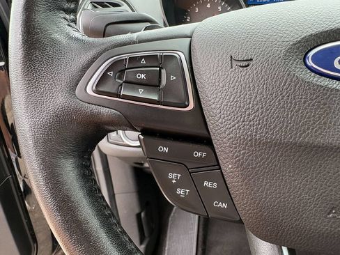 Used 2017 Ford Escape Titanium w/ Canadian Touring Package AWD/4WD image 17