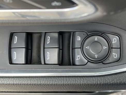 Used 2023 GMC Sierra 1500 Denali AWD/4WD image 23
