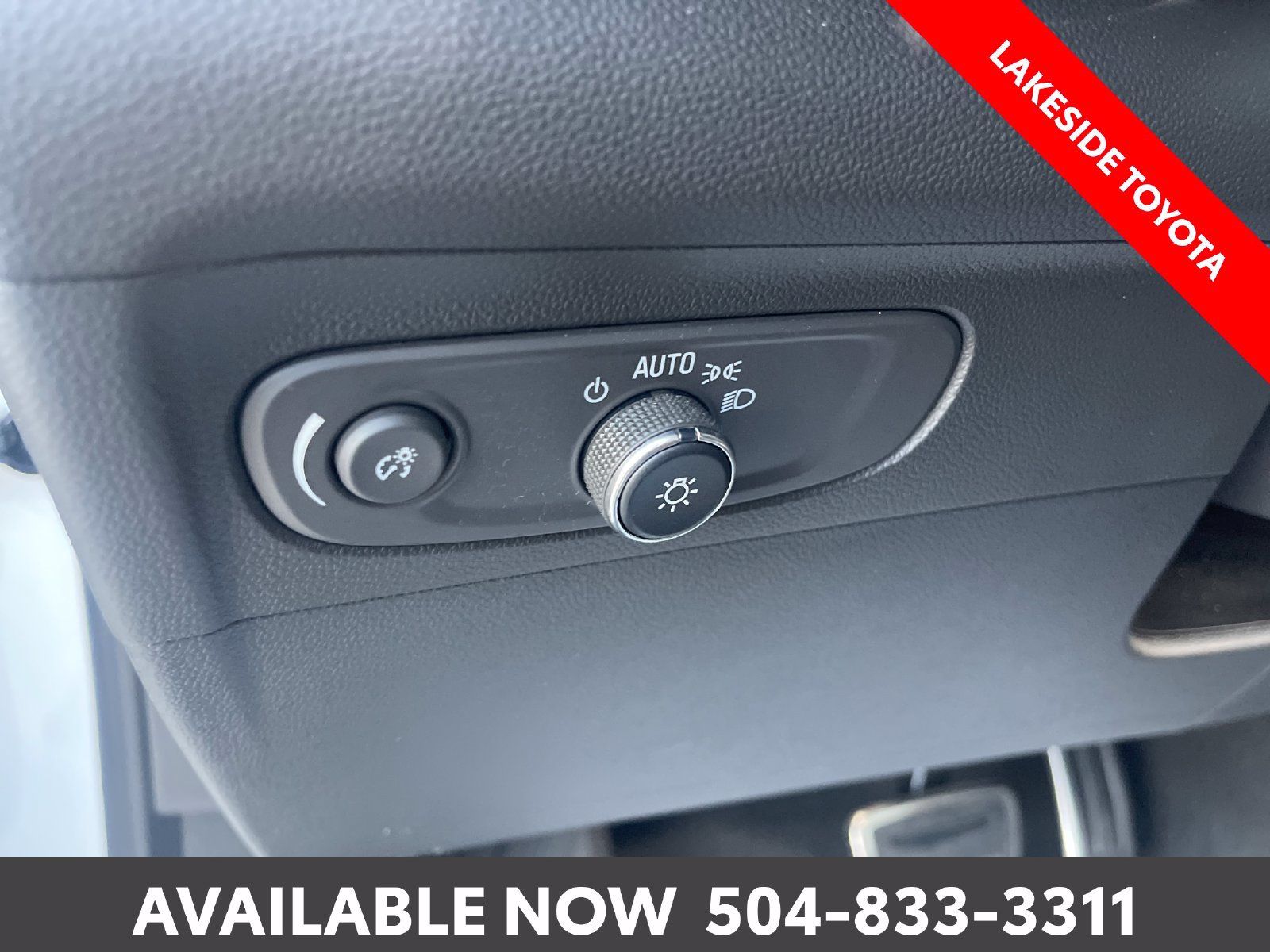 Used 2023 Buick Envision Essence w/ Sport Touring Package FWD image 26