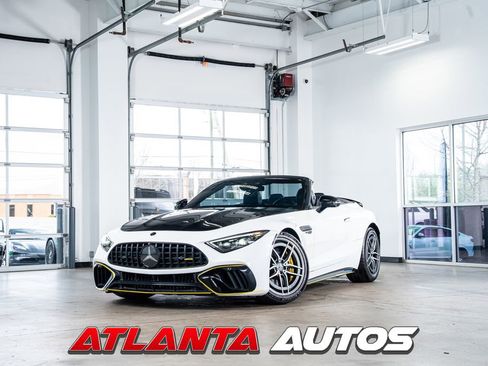 Used 2022 Mercedes-Benz SL 55 AMG 4MATIC w/ Driver Assistance Package image 1