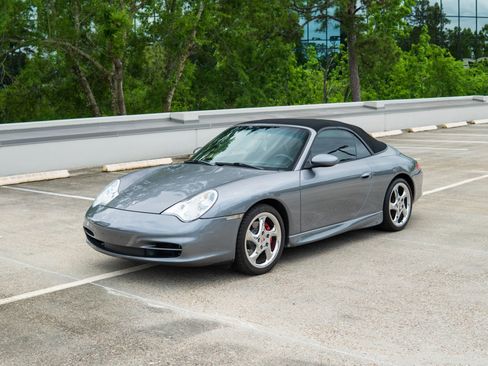 Used 2002 Porsche 911 Carrera 4 image 8