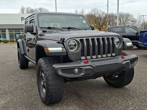 Used 2021 Jeep Gladiator Rubicon image 2