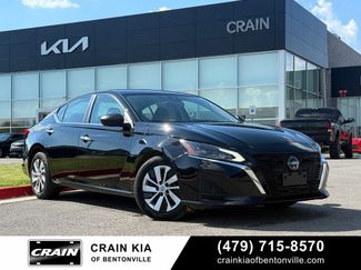 Used 2024 Nissan Altima 2.5 S FWD video 1