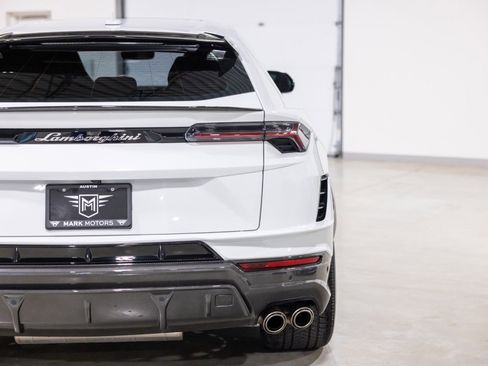 Used 2023 Lamborghini Urus Performante image 14