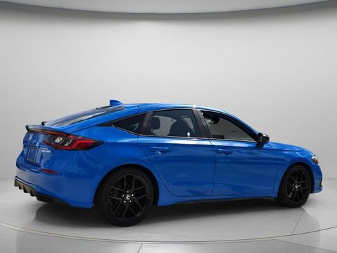 Used 2023 Honda Civic Sport image 7