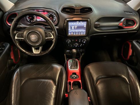 Used 2021 Jeep Renegade Trailhawk w/ Sun & Sound Group image 12