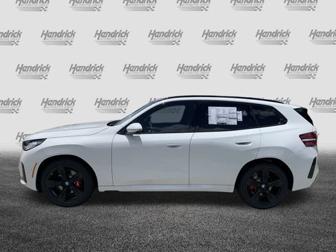 Used 2025 BMW X3 xDrive30i w/ Premium Package image 6