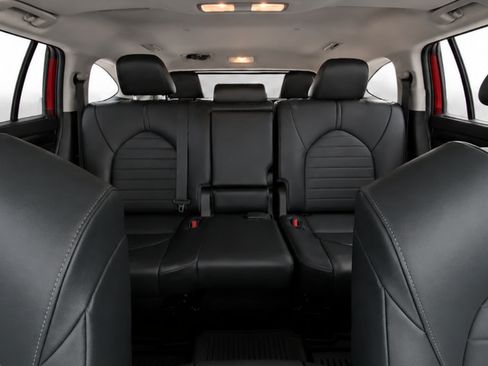 Used 2020 Toyota Highlander XLE AWD/4WD image 15