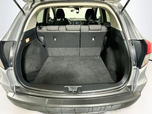 Used 2022 Honda HR-V EX image 29