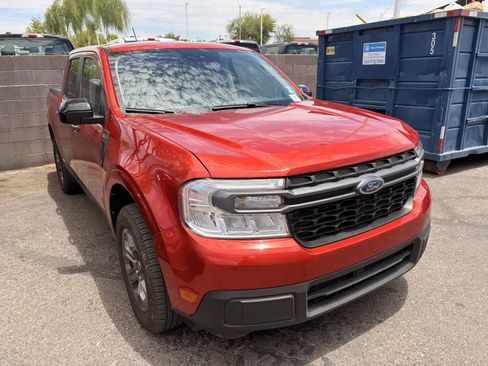 Used 2024 Ford Maverick XLT w/ XLT Luxury Package AWD/4WD image 3
