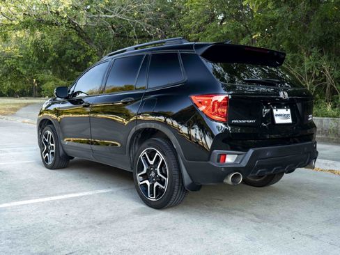 Used 2023 Honda Passport Elite image 7