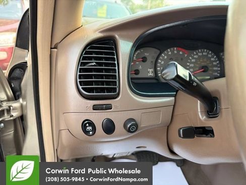 Used 2001 Toyota Sequoia SR5 AWD/4WD image 14