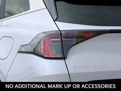 New 2026 Kia Sportage EX FWD image 11
