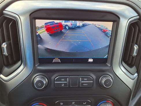 Used 2021 Chevrolet Silverado 1500 RST image 6