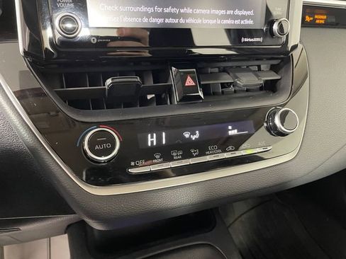 Used 2021 Toyota Corolla LE image 8