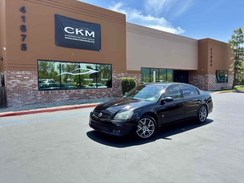 Used 2006 Nissan Altima SE-R w/ (K92) Protection Pkg FWD image 2