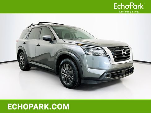 Used 2023 Nissan Pathfinder SV w/ SV Premium Package image 1
