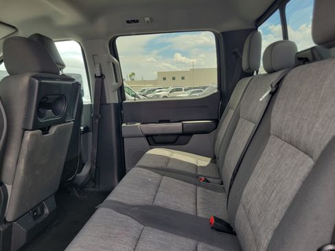 Used 2023 Ford F250 XL w/ STX Appearance Package AWD/4WD image 13