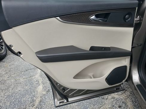 Used 2019 Lincoln Nautilus Reserve FWD image 24