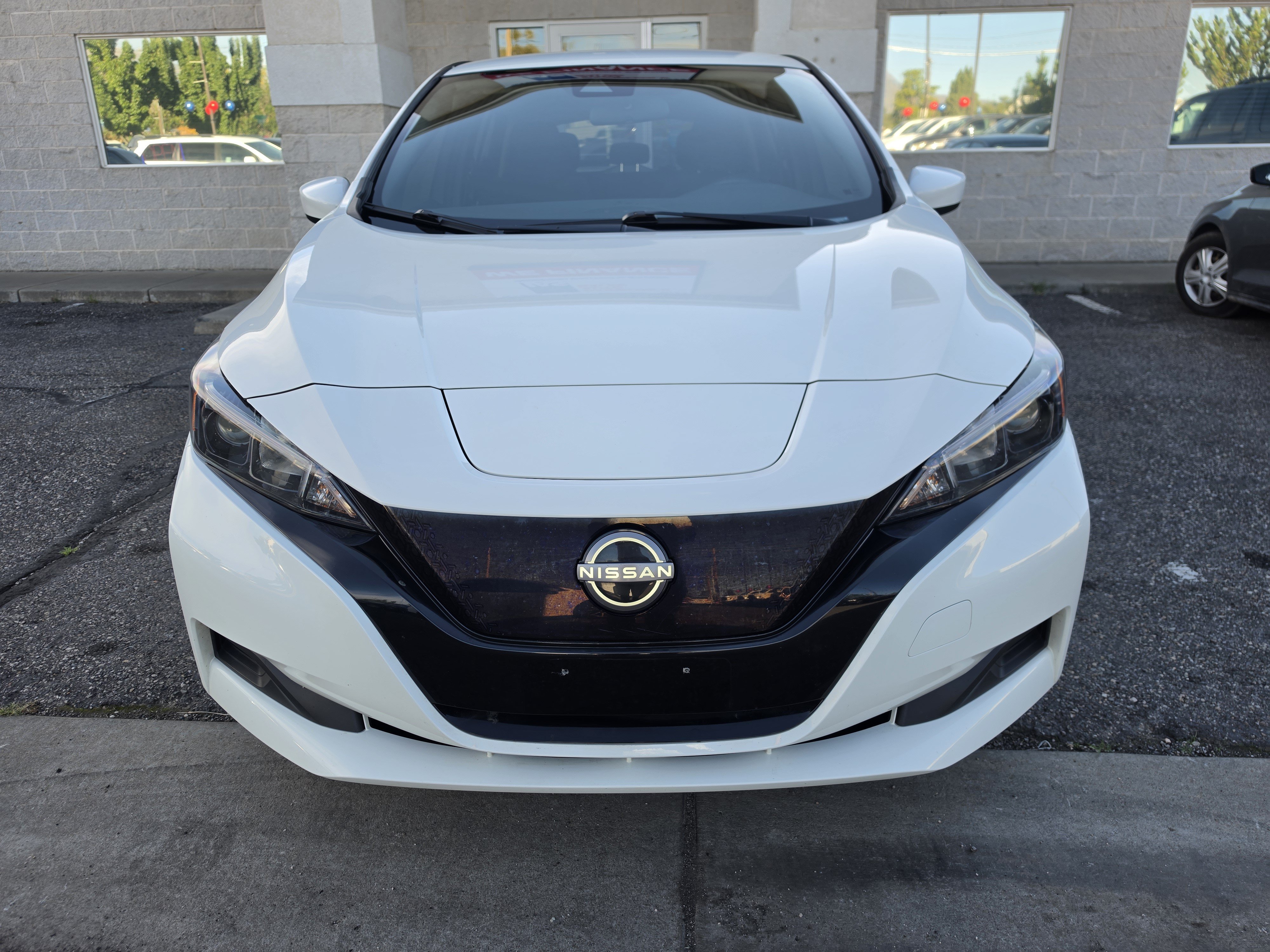 Used 2025 Nissan Leaf S FWD image 2